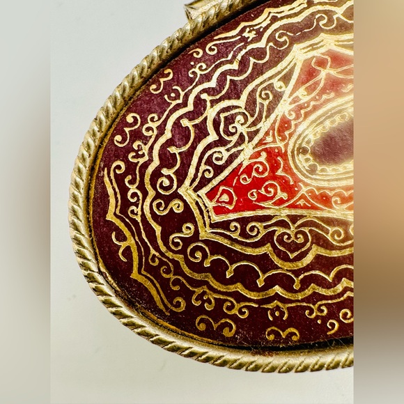 Vintage ITALY Ornate Small Trinket Pill Jewelry Box - Picture 6 of 11